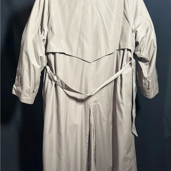 London Fog Beige and Plaid Jacket - Picture 6 of 7